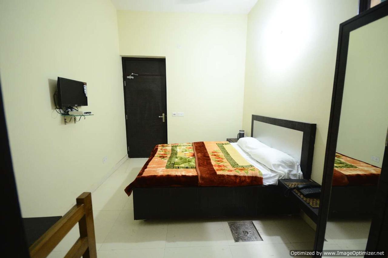 Hotel Mehra Inn Amritsar Exteriér fotografie
